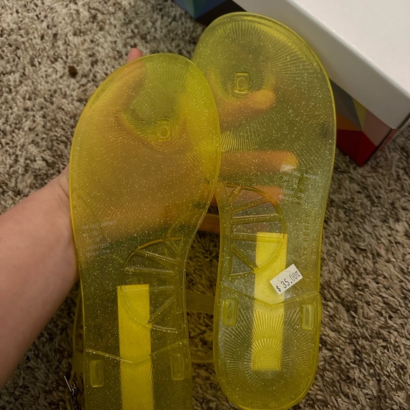 Katy Perry sandals - Picture 4 of 4